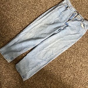 Super cute mom jeans